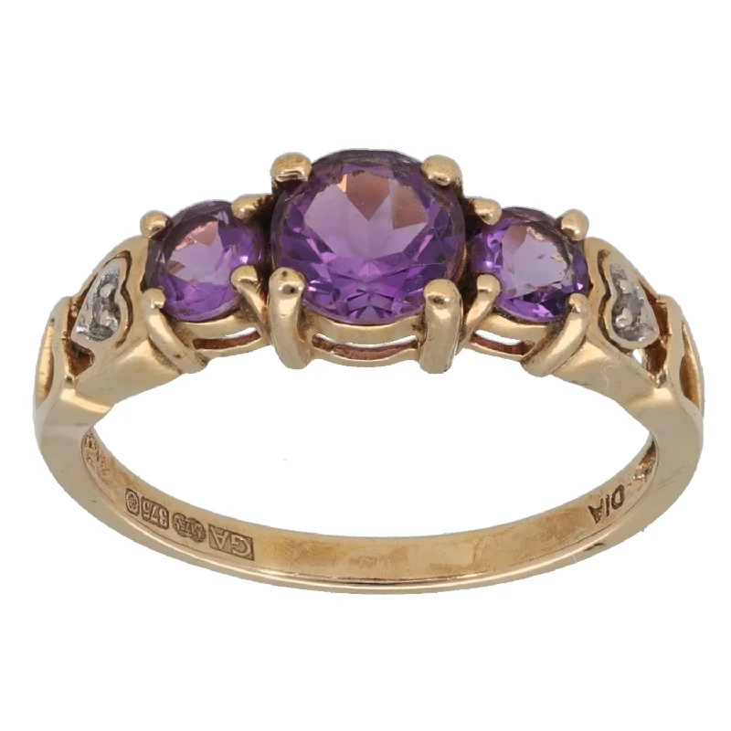 Rustic cameo rings-9ct Gold Amethyst & 0.01ct Diamond Dress/Cocktail Ring Size P