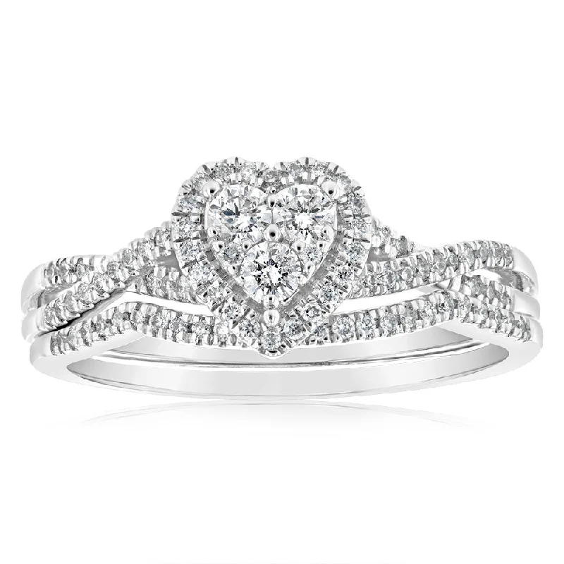 Grass style rings-9ct White Gold 1/2 Carat Diamond Heart Shape 2-Ring Bridal set