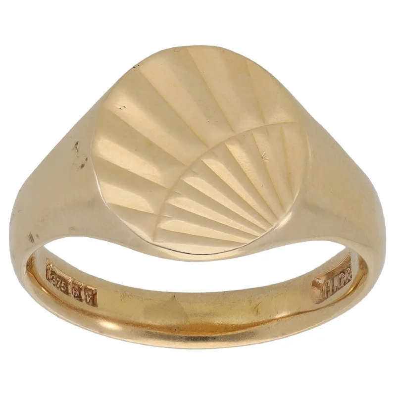 Elegant art rings-9ct Gold Patterned Signet Ring Size U