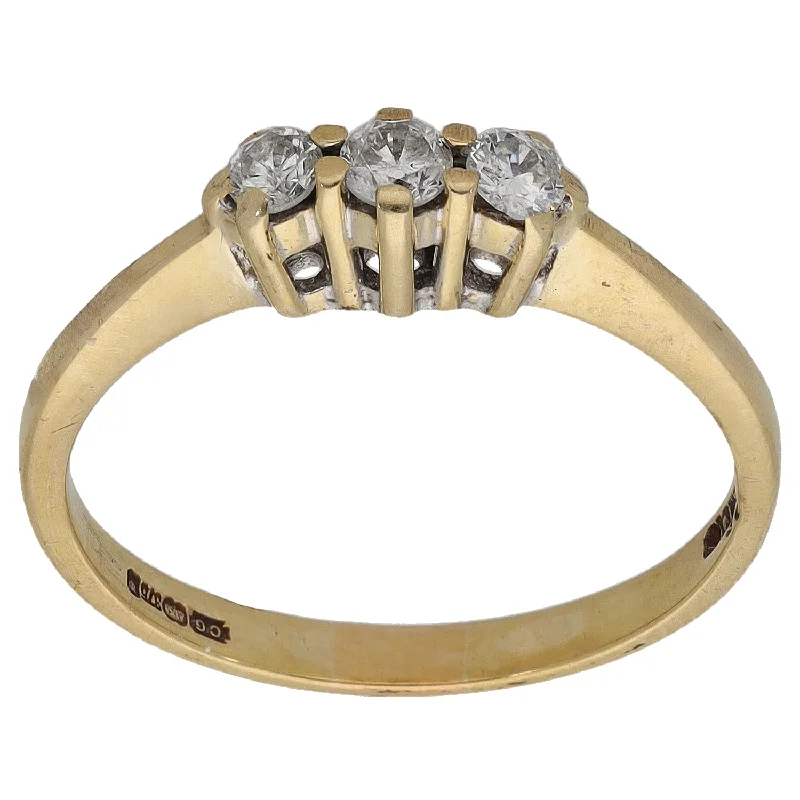 Orbit theme rings-9ct Gold 0.25ct Diamond Trilogy Ring Size O