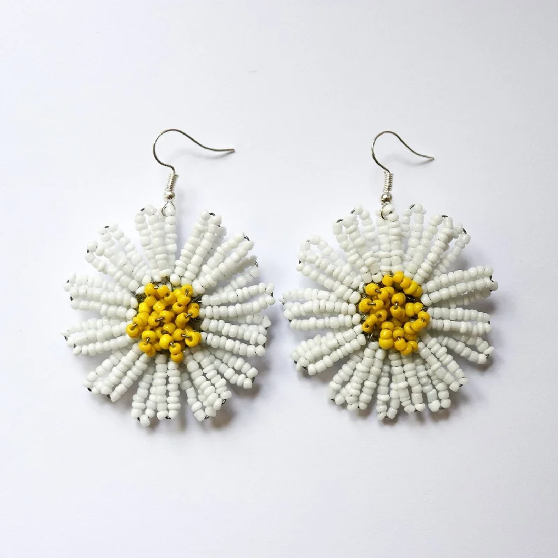 White and Yellow Daisies