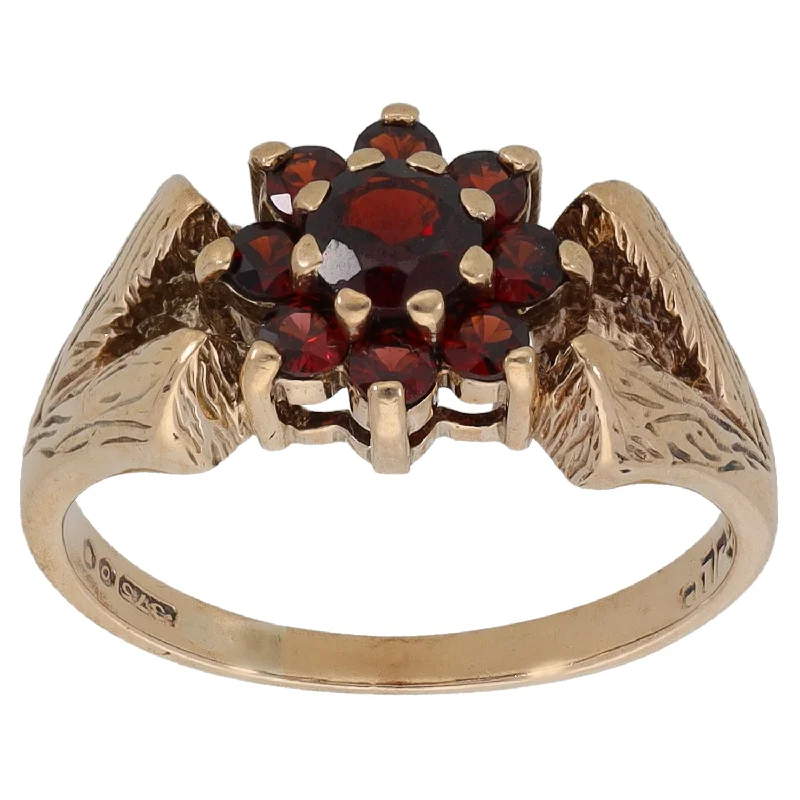 Bold geometric rings-9ct Gold Garnet Dress/Cocktail Ring Size K