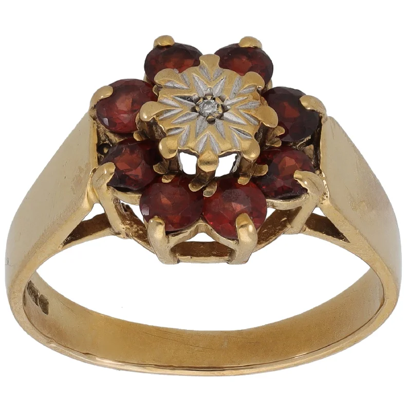 Bold stone rings-9ct Gold 0.005ct Diamond & Garnet Cluster Ring Size M