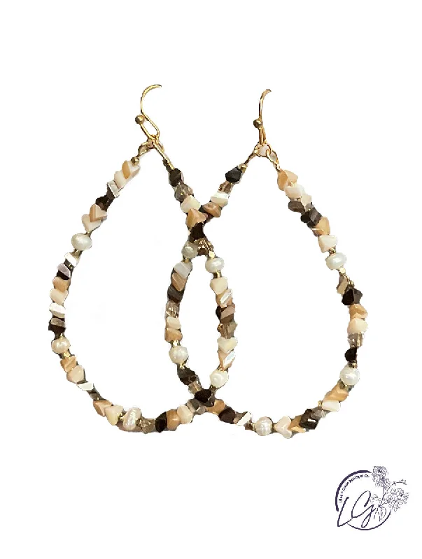 Flow design earrings-Teardrop Beaded Earring in Gold