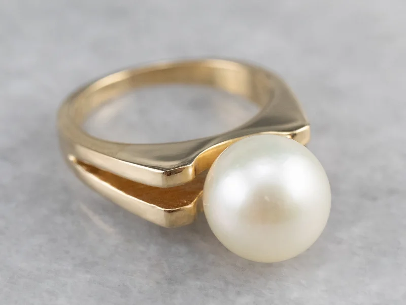 Blended metal rings-Sleek Vintage Pearl Solitaire Ring