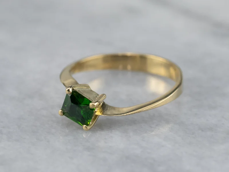 Fine heart rings-18K Gold Green Tourmaline Bypass Ring