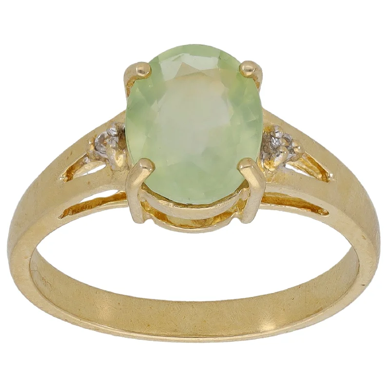 Neat modern rings-9ct Gold Prehnite & Imitation Gems Dress/Cocktail Ring Size N