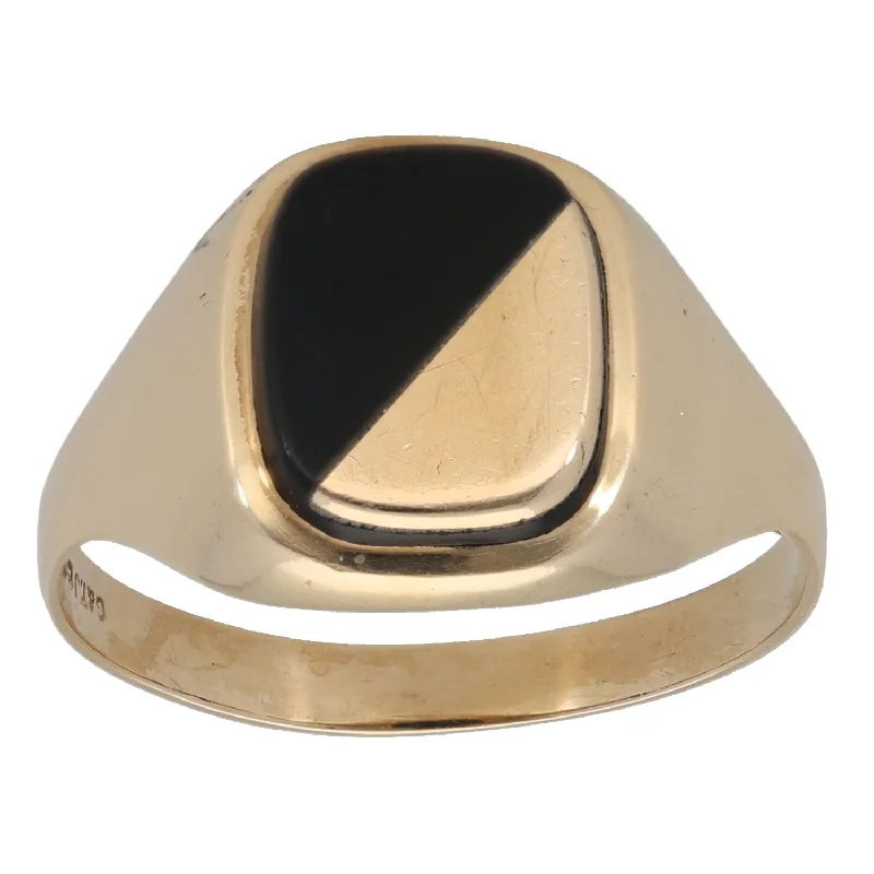 Fine form rings-9ct Gold Onyx Patterned Signet Ring Size X