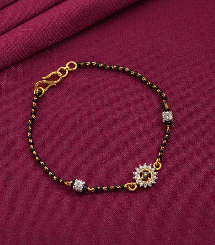 Elegant art bracelets-Sun Pendant Mangalsutra Bracelet